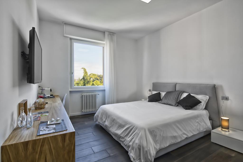 Suite Vogue Luce Voghera Zewnętrze zdjęcie
